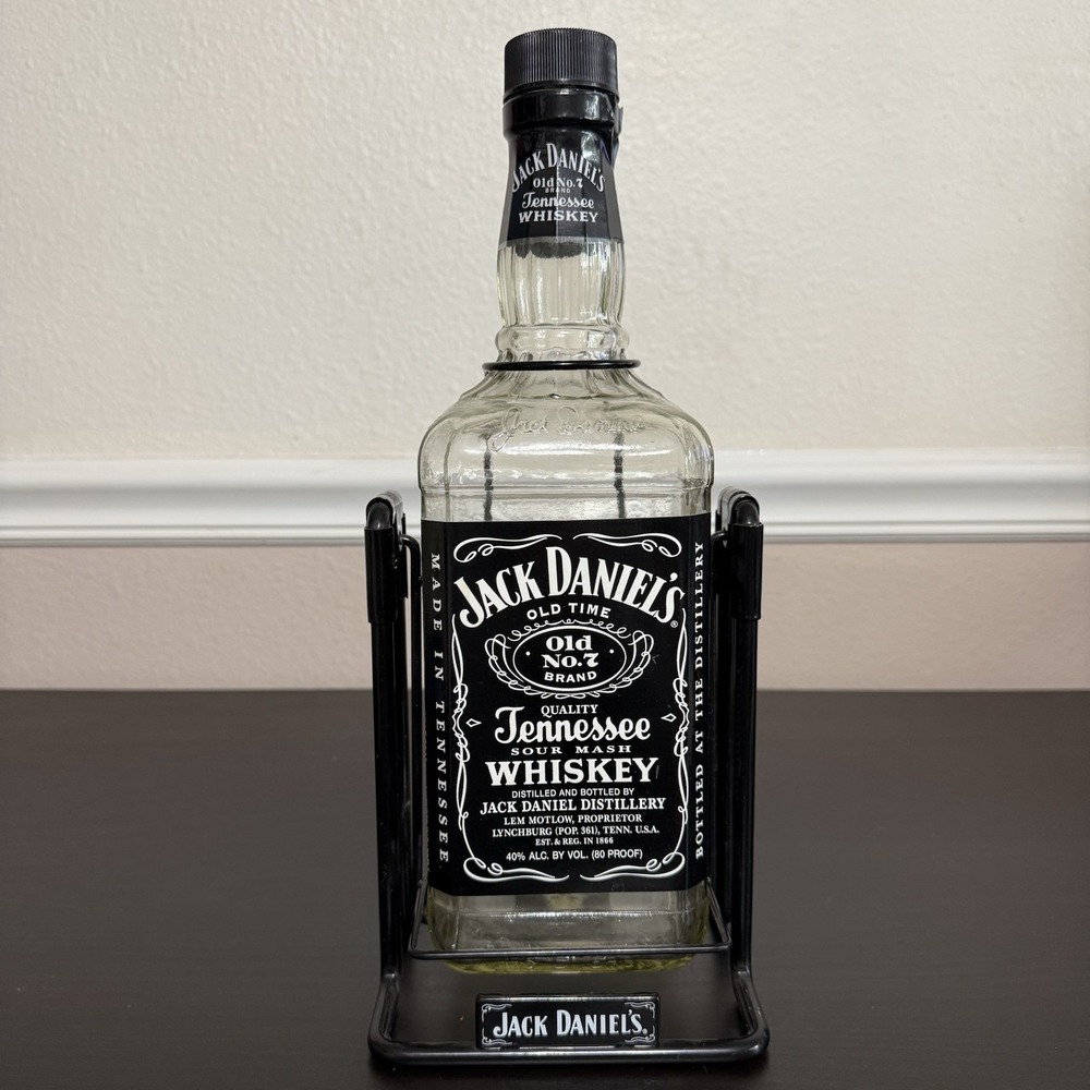 Jack Daniels Tilt & Pour Bottle Swing 1.75L Old No. 7 Bottle‎ Cradle Display VTG